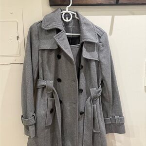 Calvin Klein Gray Trench Coat with Wide Lapel and Matching Belt